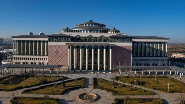 Türkiye’de Kütüphane Sayısı 44 Bini Aştı, Kitap Sayısı 117 Milyonu Geçti