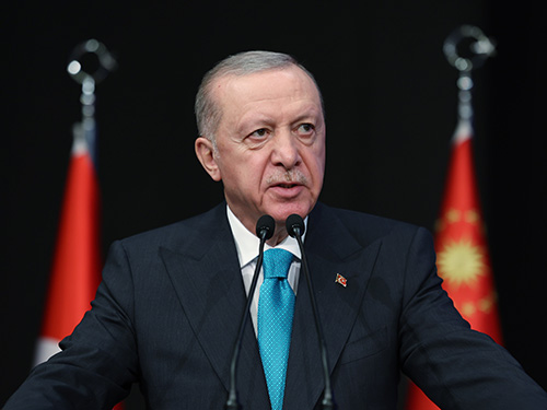 Erdoğan’dan Birlik ve Hizmet Mesajı: “Bize oy versin veya vermesin, 86 milyonun tamamı kardeşimizdir”