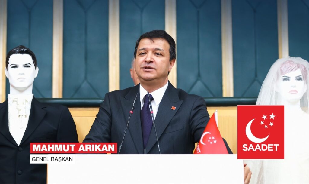 Saadet Partisi Genel Başkanı Mahmut Arıkan’dan Emeklilerin Durumuna Tepki: “Kahkaha Atan İktidarın Millete Vereceği Hiçbir Şey Kalmamıştır”