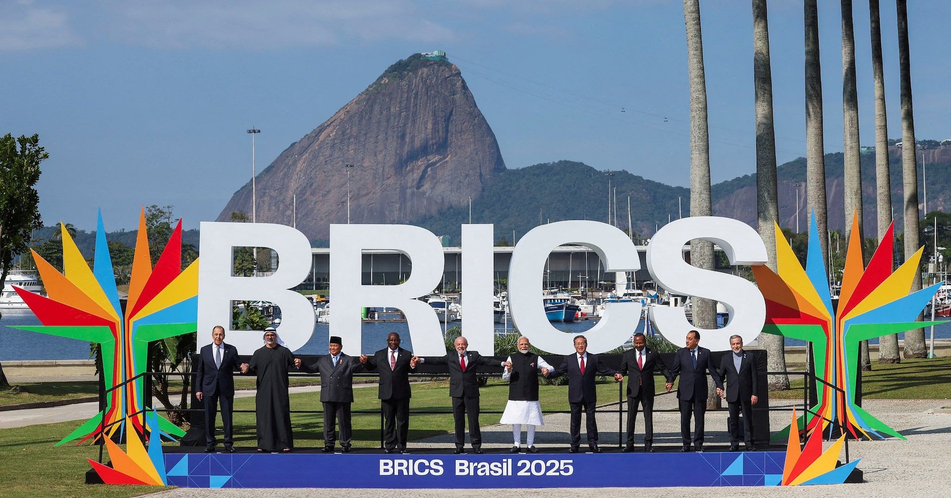 Trump’tan BRICS Zirvesine Sert Tepki: “Anti-Amerikan Ülkeler Ek %10 Tarifeyle Cezalandırılacak”