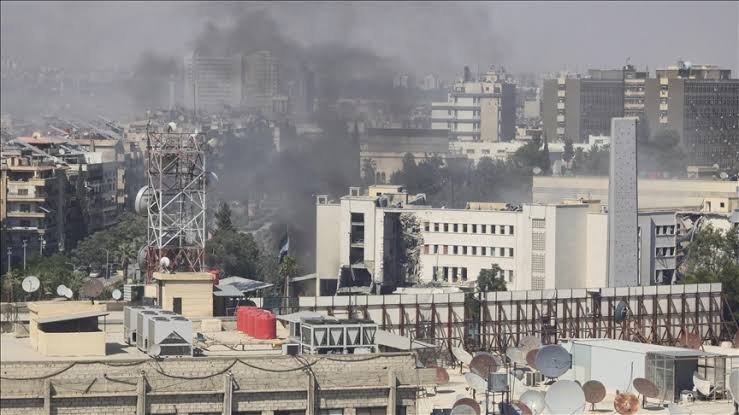 İsrail’den Şam ve Süveyda’ya Hava Saldırıları: Ortadoğu’da Gerilim Tırmanıyor