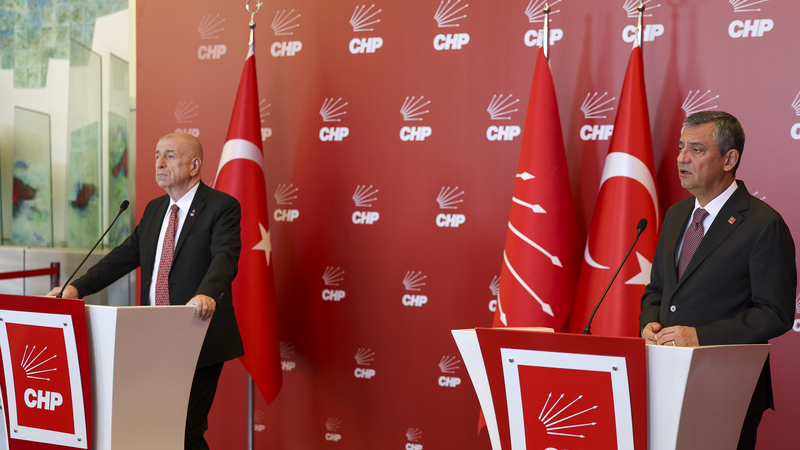 CHP Lideri Özgür Özel’den Sert Mesaj: “CHP İktidarına Karşı Girişilen Darbede Arkadaşlarımız Esir Düştü!”