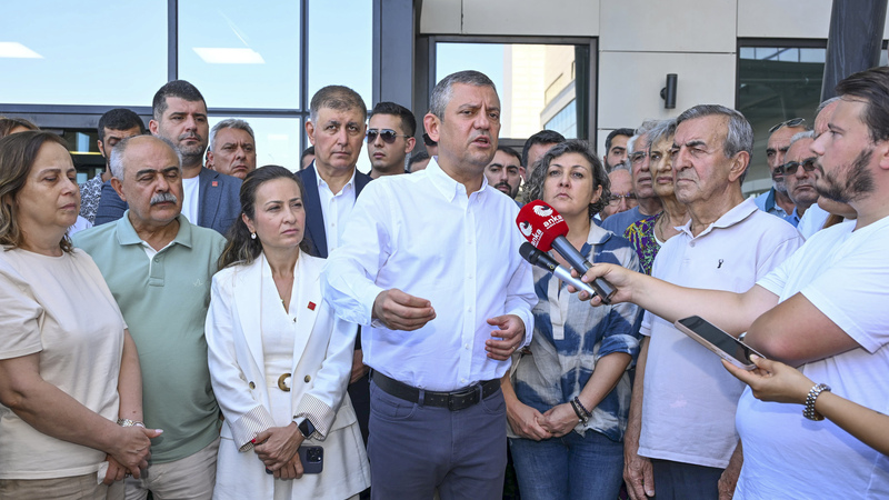 Özgür Özel’den Çarpıcı Açıklamalar: “AK Toroslar Çetesinin Tepesindeyim!”