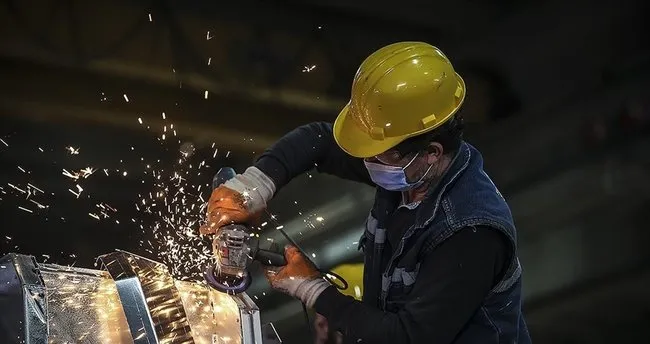 Mayıs 2025’te Ücretli Çalışan Sayısı Yıllık Yüzde 1,2 Arttı: Sanayi Düşerken Hizmet Sektörü Yükseldi