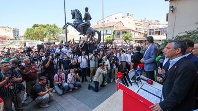 CHP Lideri Özgür Özel’den Sındırgı Mesajı: “Devletin Şefkatli Eli Buraya Uzanmalı”