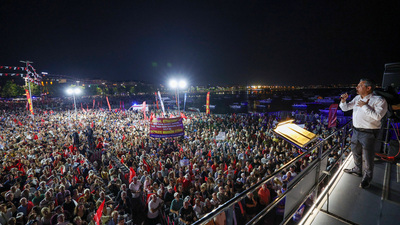 Tuzla’da Sert Konuşma: Özgür Özel’den İktidara Yolsuzluk ve Liyakatsizlik Tepkisi