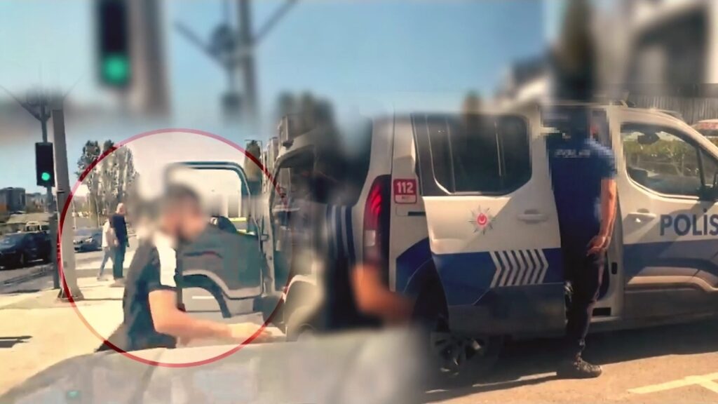 Eyüpsultan’da Trafik Magandası Yakalandı: İçişleri Bakanı Ali Yerlikaya’dan Sert Mesaj