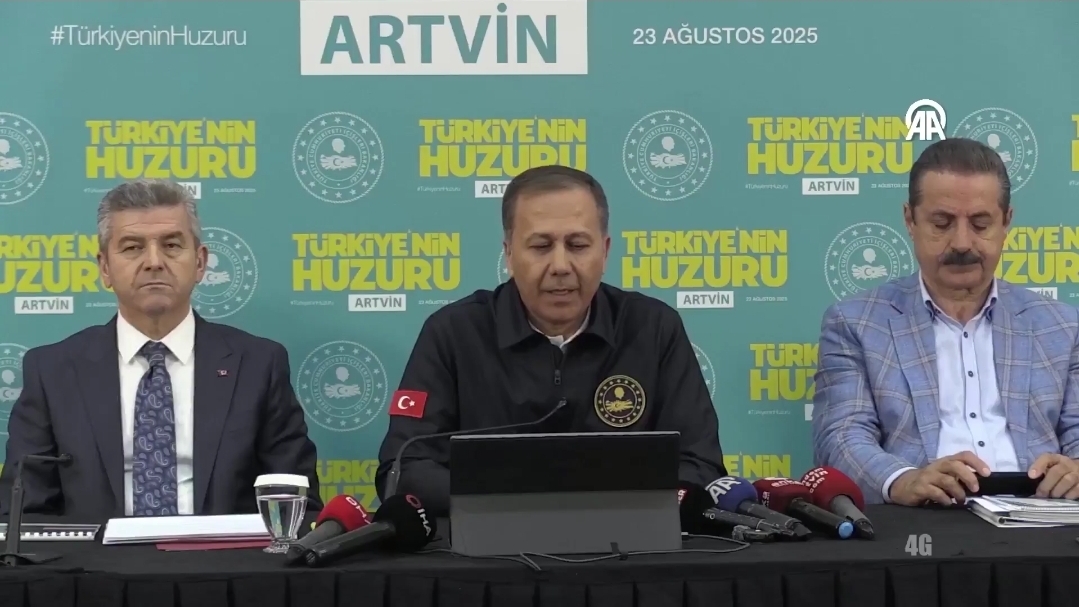 İçişleri Bakanı Ali Yerlikaya’dan Trafikte “Asfalt Zorbalığına” Sıfır Tolerans Mesajı