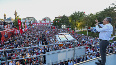 CHP Lideri Özgür Özel’den Sivas’ta Sert Çıkış: “Ey Erdoğan, Millet Sandık İstiyor; Kaçma, Getir Sandığı, Kararı Millet Versin”