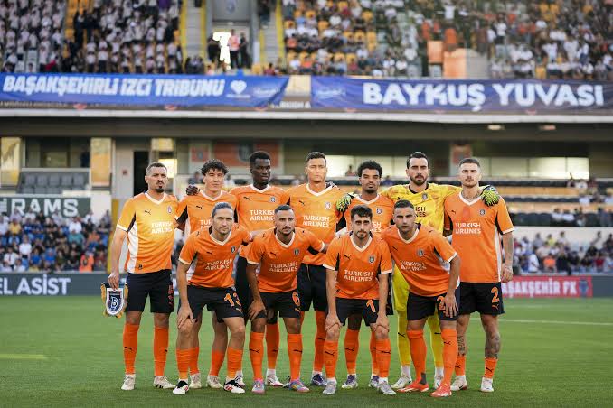 Başakşehir 1-3 Craiova: UEFA Konferans Ligi’ne Erken Veda!