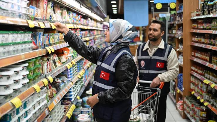 Ticaret Bakanlığı, 2025-2026 Eğitim Yılı Öncesi Kırtasiye ve Okul Ürünleri Denetimlerini Artırdı