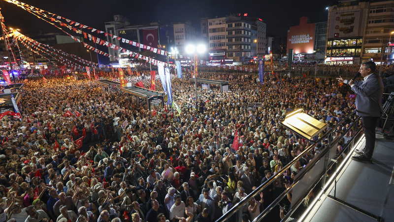 CHP Lideri Özgür Özel: “Bizi Şiddete Çekemezler, Eve Gönderemezler; Direneceğiz”