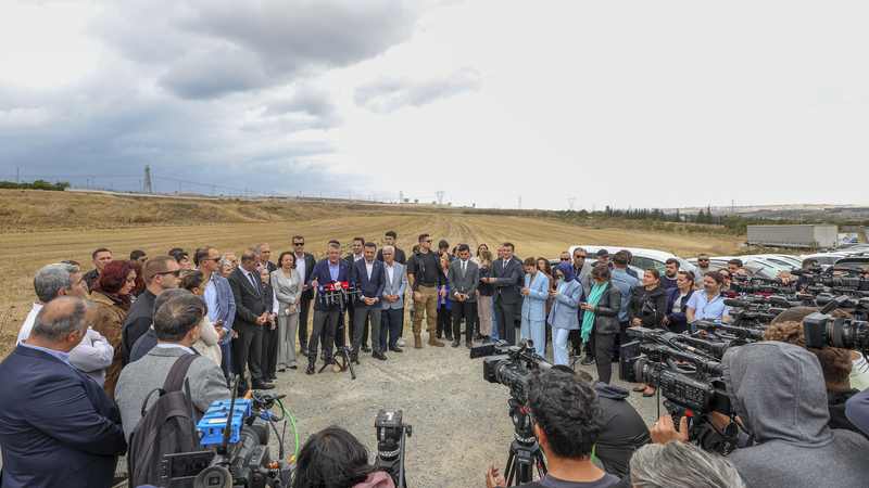 CHP Lideri Özgür Özel’den Erdoğan’a Sert Eleştiri: “Yargılanmayan, Yargılayan Bir Yiğit Karşısında Gözüne Bakamayan İddia Makamı Var”