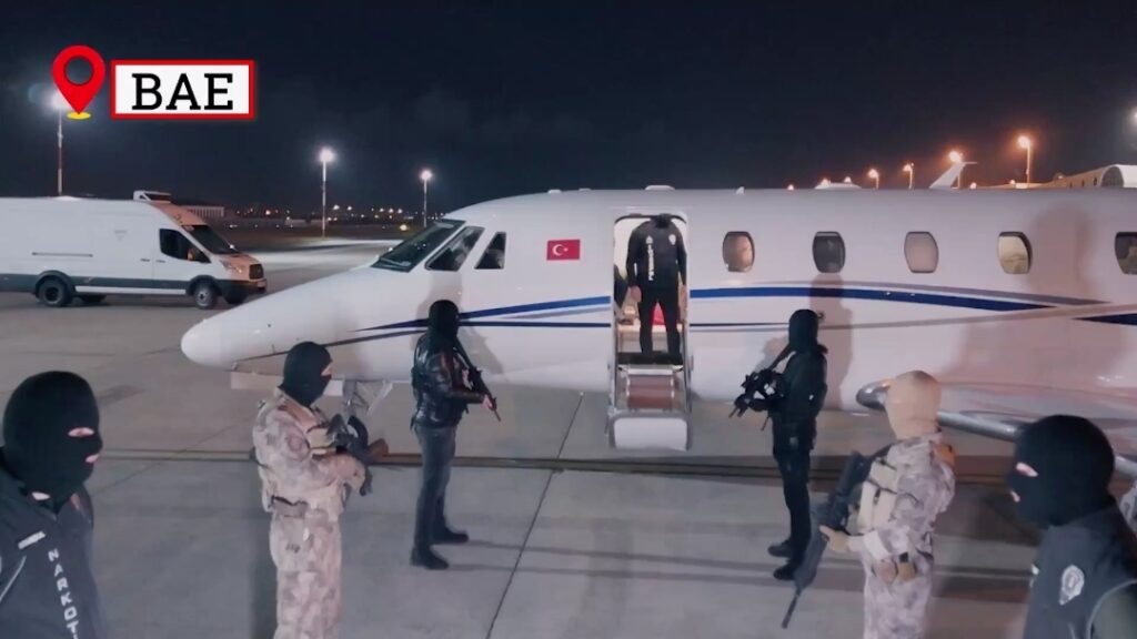 “Don Vito” Lakaplı Uyuşturucu Baronu Abdullah Alp Üstün ile Hasan Lala BAE’de Yakalanarak Türkiye’ye İade Edildiler!