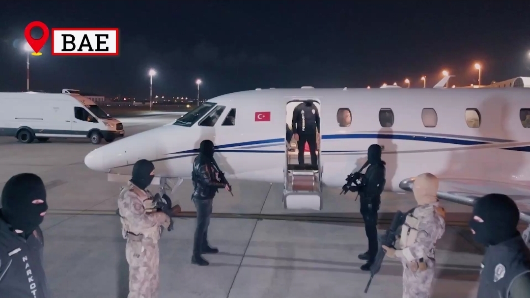 “Don Vito” Lakaplı Uyuşturucu Baronu Abdullah Alp Üstün ile Hasan Lala BAE’de Yakalanarak Türkiye’ye İade Edildiler!