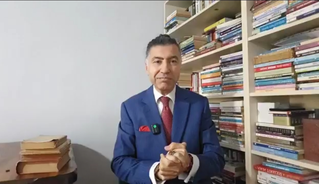 TRT Eski Spikeri Sırrı Er’den ‘1938 Donanma Davası’ Vurgusu: “Adaletsizlikler Bugün Başka Kılıklarla Devam Ediyor”