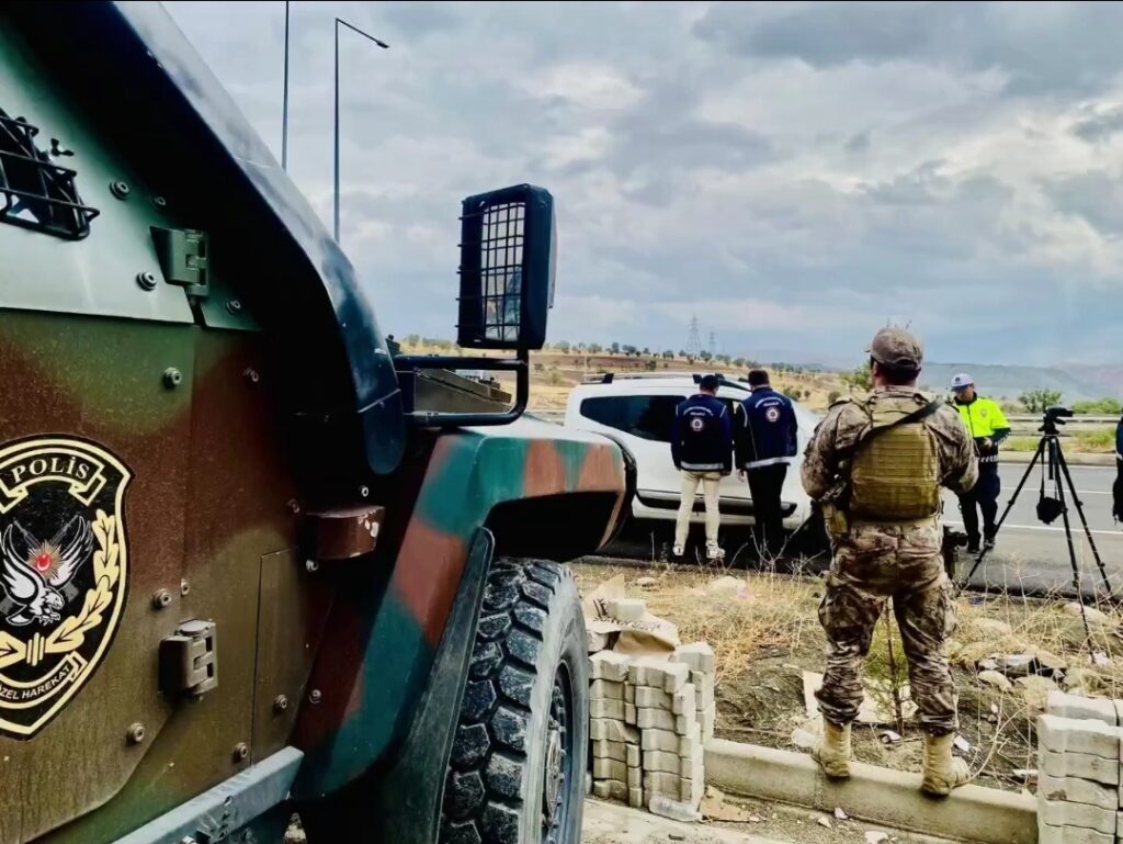 81 İlde Göç Operasyonu: 169 Organizatör ve 783 Düzensiz Göçmen Yakalandı