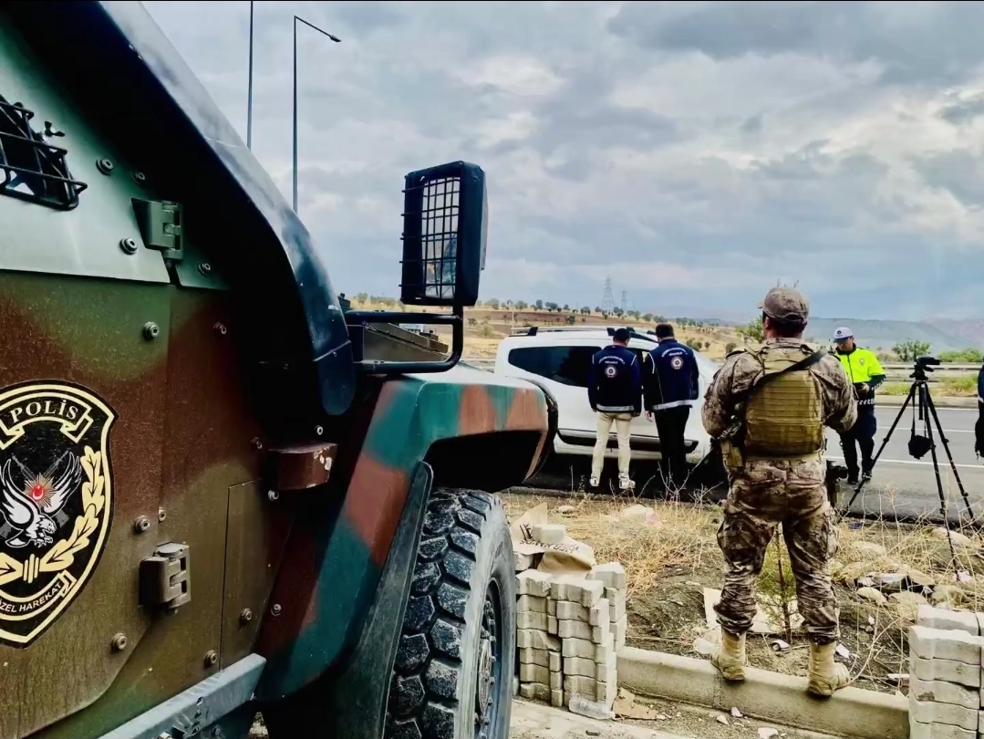 81 İlde Göç Operasyonu: 169 Organizatör ve 783 Düzensiz Göçmen Yakalandı