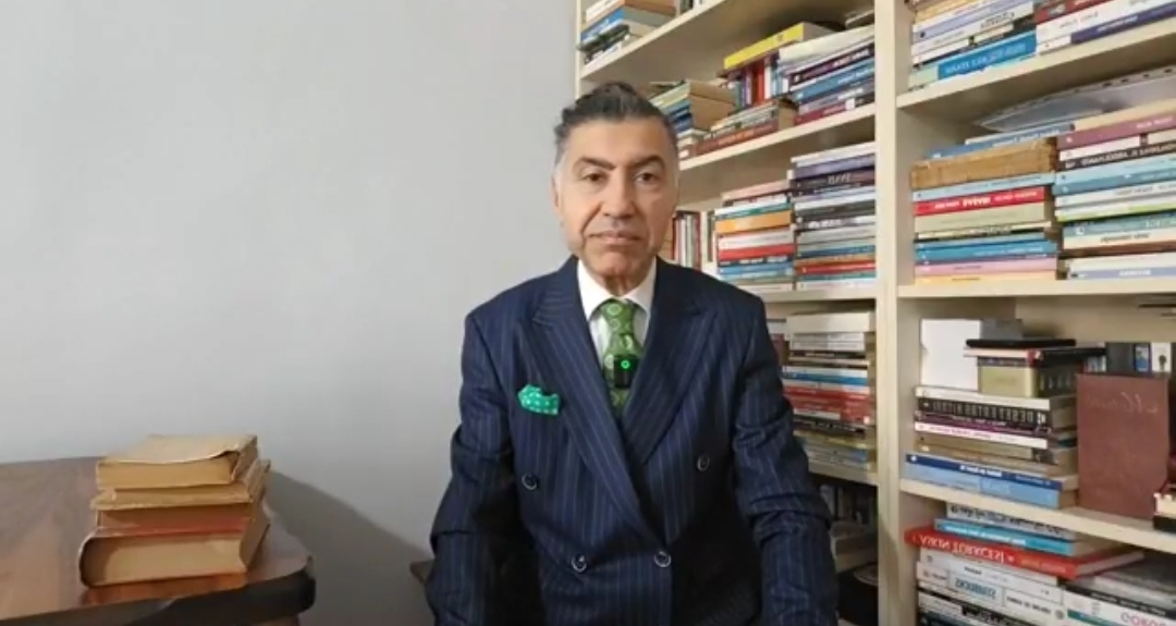 TRT Eski Spikeri Sırrı Er’den 29 Ekim Mesajı: Toplumun Temeli Adalettir