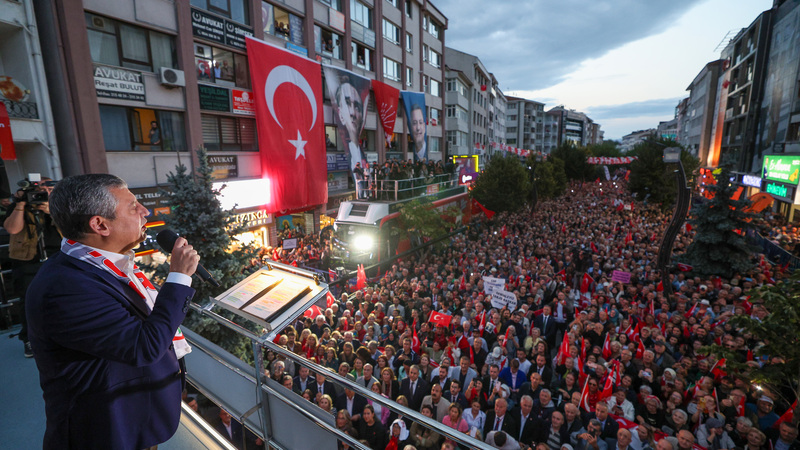 CHP Lideri Özgür Özel’den Bolu’da İktidar Mesajı: “Sandık Gelecek, Bu Ceberut İktidar Gidecek”