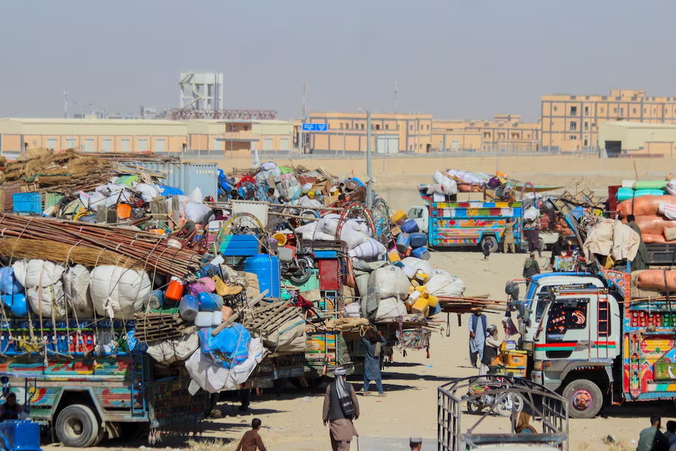 🇵🇰🇦🇫 Pakistan-Afganistan Çatışmalarında 80’den Fazla Kişi Öldü: Sınır Kapıları Kapatıldı