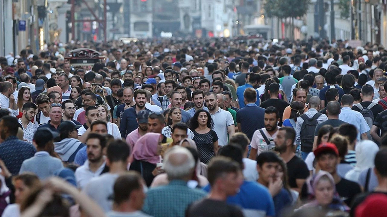 TÜİK: Eylül 2025’te İşsizlik Oranı Yüzde 8,6 — Genç İşsizlik Yüzde 14,9’a Geriledi