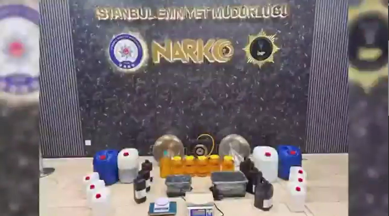 Arnavutköy’de Narkotik Operasyonu: 47 Kilo Metamfetamin ve 111 Kilo Ara Kimyasal Ele Geçirildi