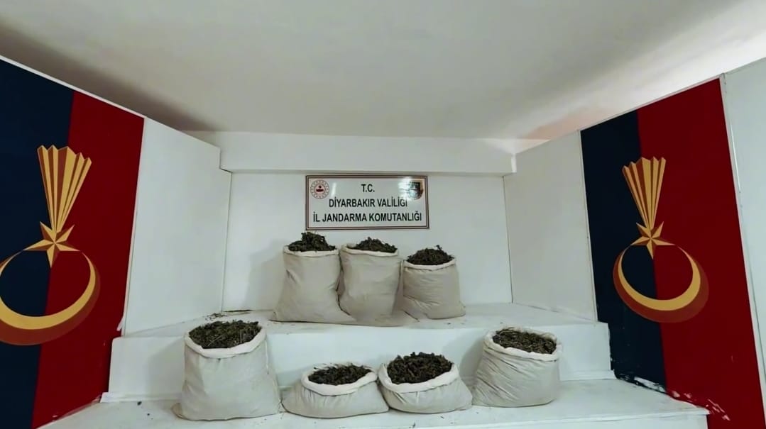 Diyarbakır Lice’de Dev Uyuşturucu Operasyonu: 470 Kg Skunk ve 85 Kg Esrar Ele Geçirildi