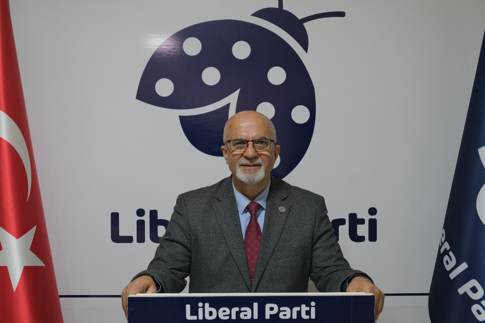 Liberal Parti Lideri Zübeyir Gülabi’den Sert Basın Açıklaması: AİHM Kararları Yok Sayılıyor!