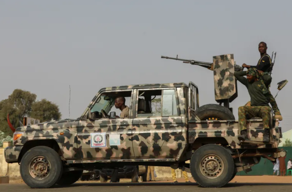 Nijerya’da Kız Okuluna Silahlı Saldırı: 25 Öğrenci Kaçırıldı, Müdür Yardımcısı Öldürüldü