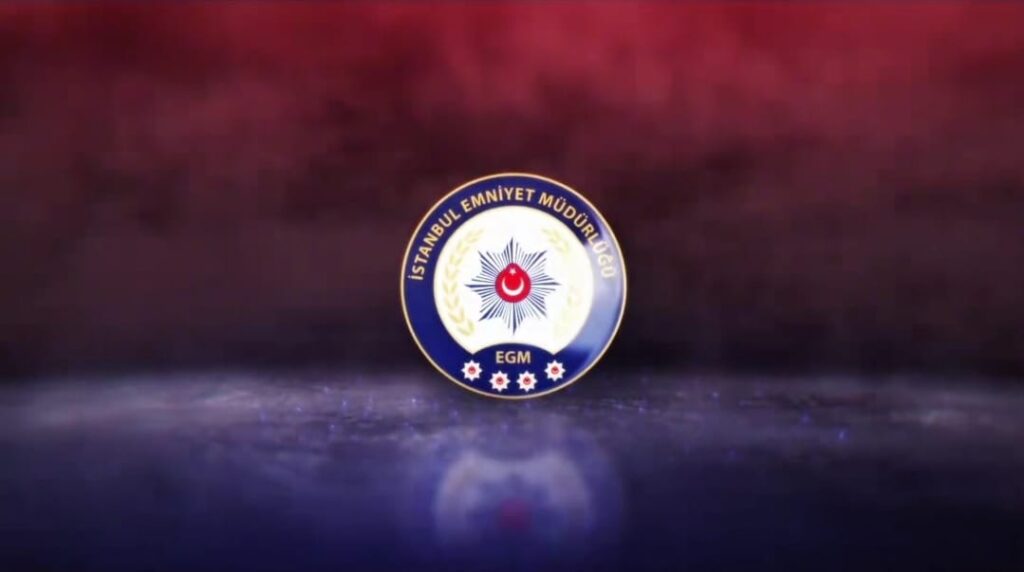 İstanbul’da Suç Örgütüne Darbe: 8 Şahıs Gözaltında, 7 Silah Ele Geçirildi