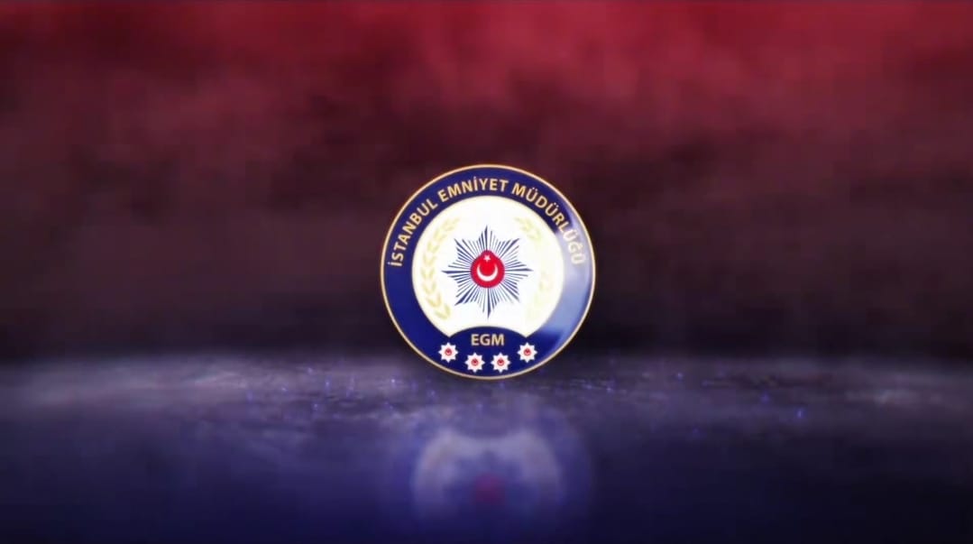 İstanbul’da Suç Örgütüne Darbe: 8 Şahıs Gözaltında, 7 Silah Ele Geçirildi