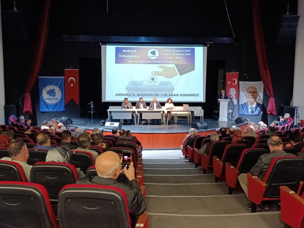 Liberal Parti Ankara İl Başkanlığı 1. Olağan Kongresinde Sadık Özek Yeniden İl Başkanı Seçildi