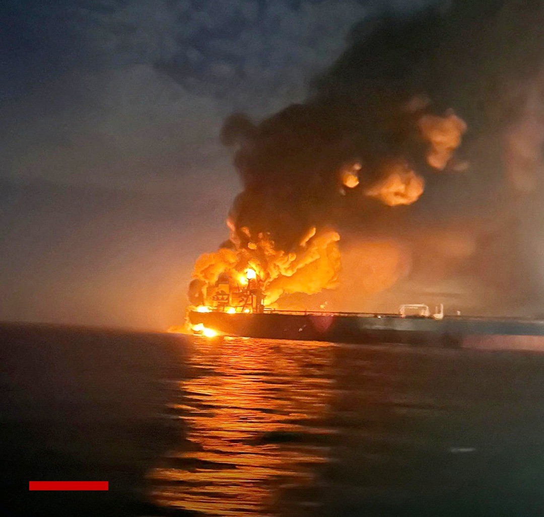 Karadeniz’de Kritik Darbe: Ukrayna SİDA’ları Rusya’nın “Gölge Filo” Tankerlerini Vurdu