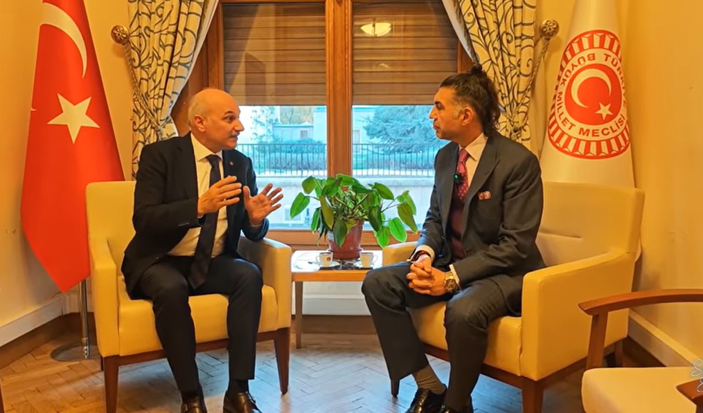 TRT Eski Spikeri Sırrı Er ile Milletvekili Birol Aydın Röportajı: Birol Aydın’dan Kapsayıcı Genel Af Mesajı – “Toplum Vicdanını Kanatmayacak Düzenleme Şart”