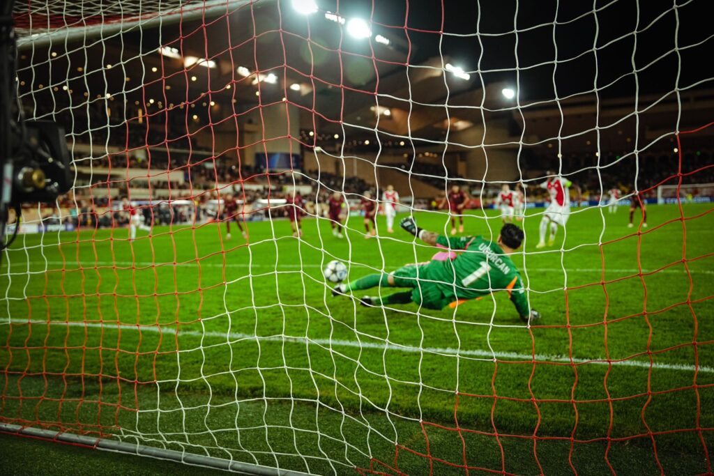 Monaco 1-0 Galatasaray: Uğurcan 49. Dakikada Penaltı Kurtardı, Aslan Fransa’dan Puan Çıkaramadı