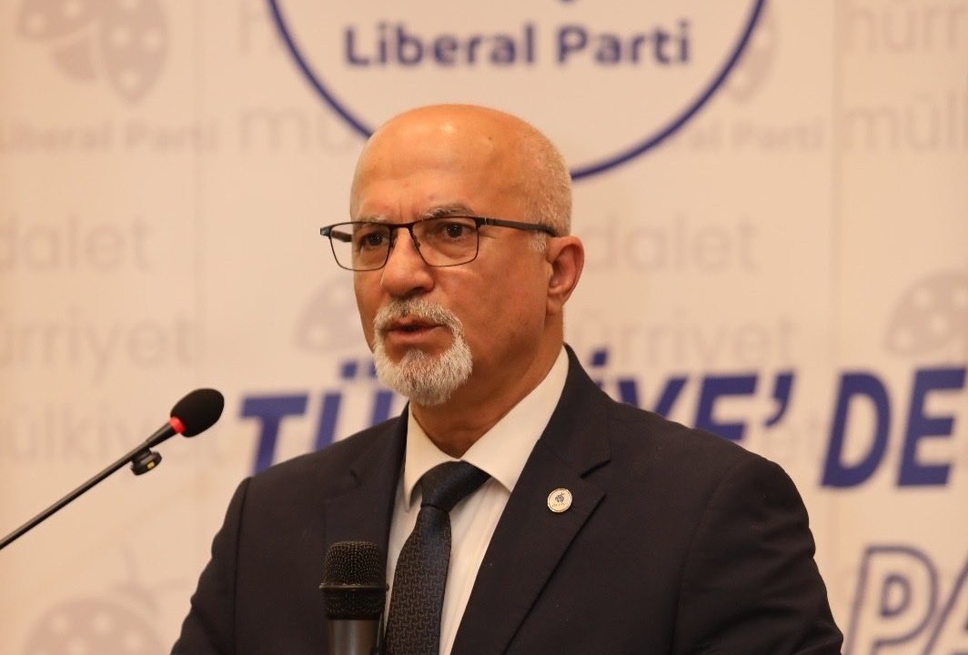 Liberal Parti Genel Başkanı Zübeyir Gülabi: “Bu Şekliyle Kabul Edilen 2025 Bütçesini Protesto Ediyoruz”