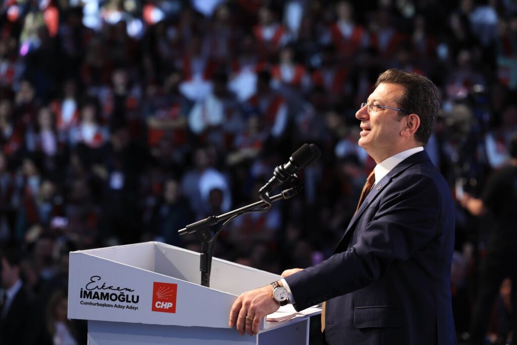 Ekrem İmamoğlu’ndan Sert Çıkış: “9 Aydır Tutukluyuz, TRT Canlı Yayınından Bile Korktular”