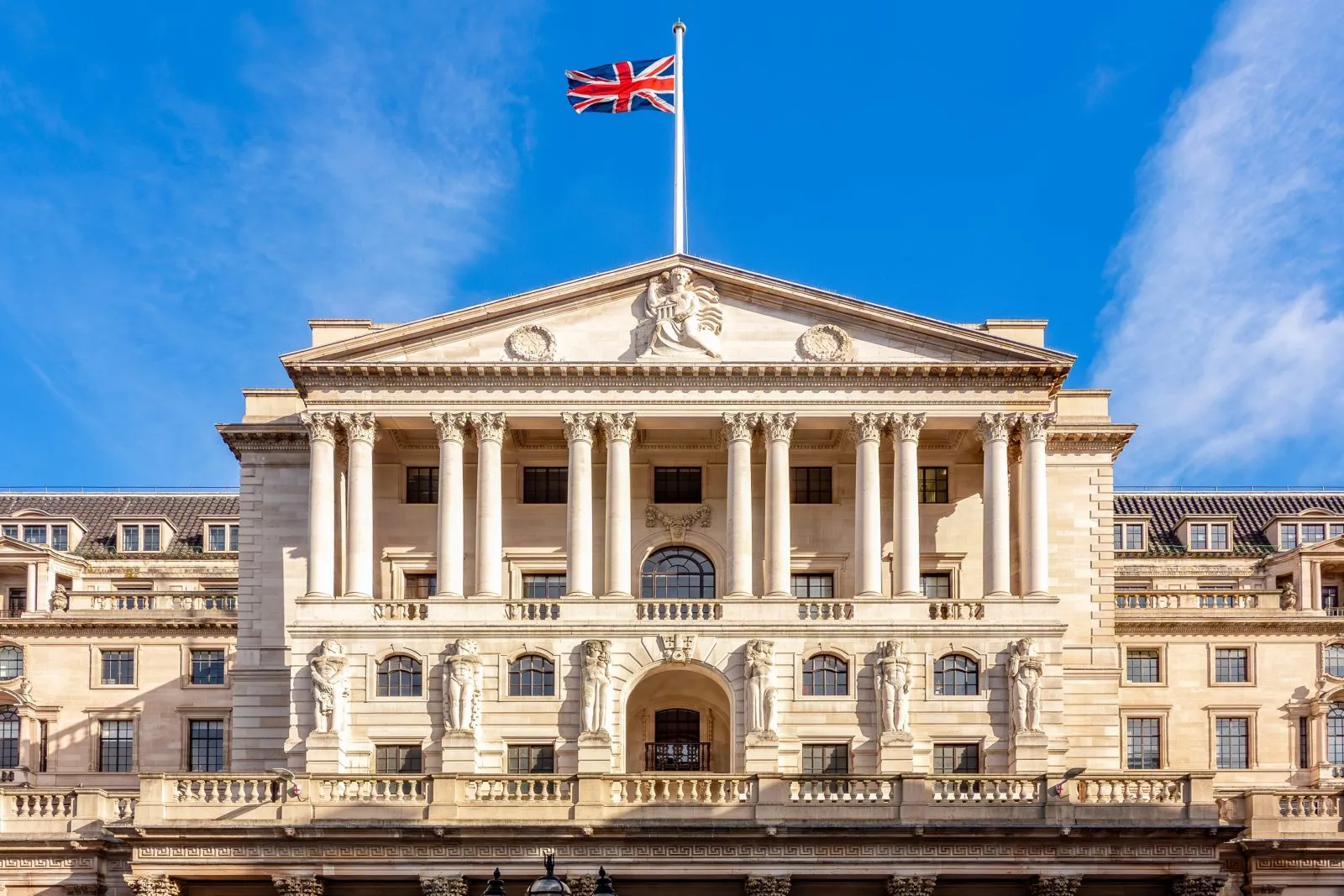Bank of England Faiz Oranını Yüzde 4’ten Yüzde 3,75’e Düşürdü: En Düşük Seviye 2023’ten Bu Yana!