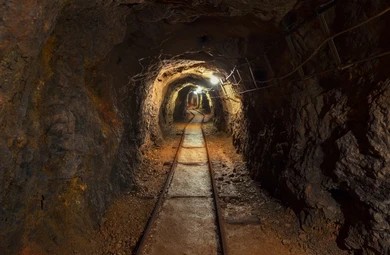 4 Aralık Dünya Madenciler Günü: Türkiye’de 100 Bin Madencinin Emek ve Güvenlik Mücadelesi