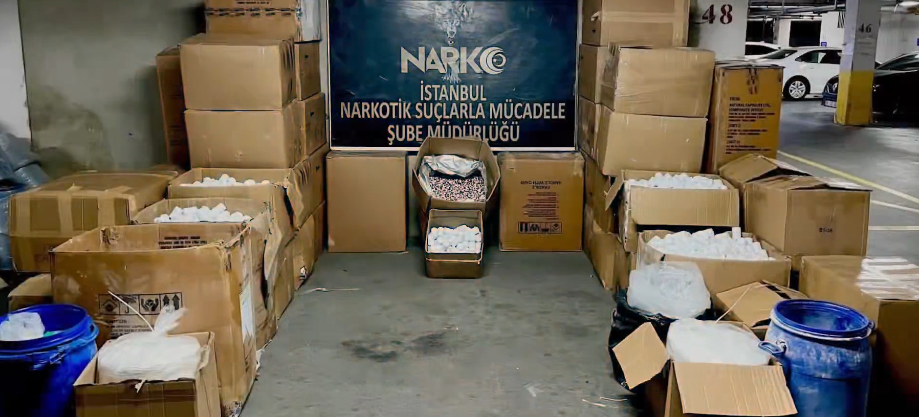 İstanbul’da Zehir Tacirlerine Büyük Darbe: 1 Milyonun Üzerinde Sentetik Hap Ele Geçirildi