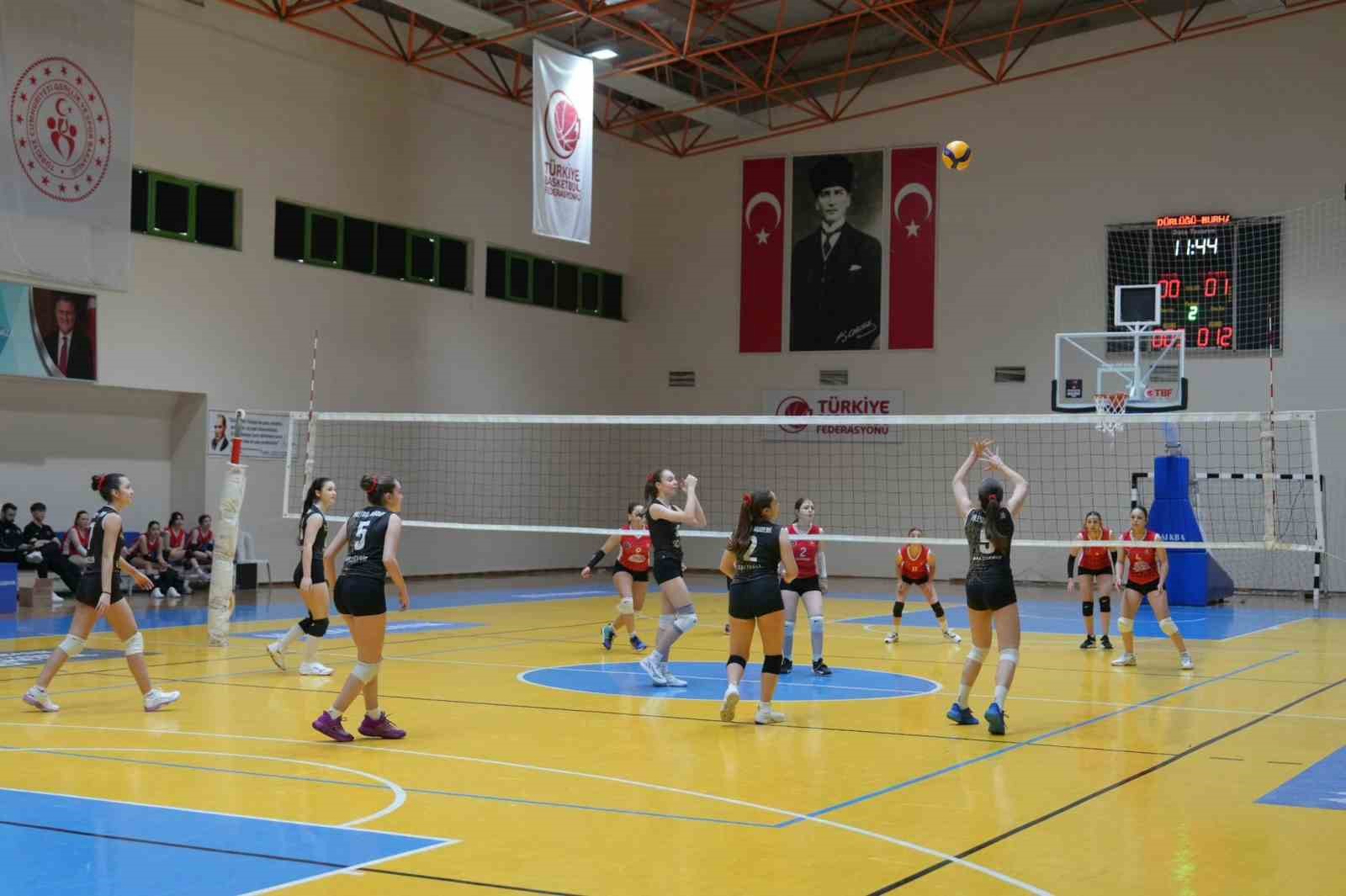 4. Geleneksel Yıldız Kızlar Voleybol Turnuvası Başladı