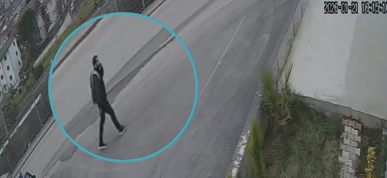 “Adınız Teröre Karıştı” Yalanıyla 1 Milyon TL Dolandırdı, Kaçış Anı Kameraya Yansıdı