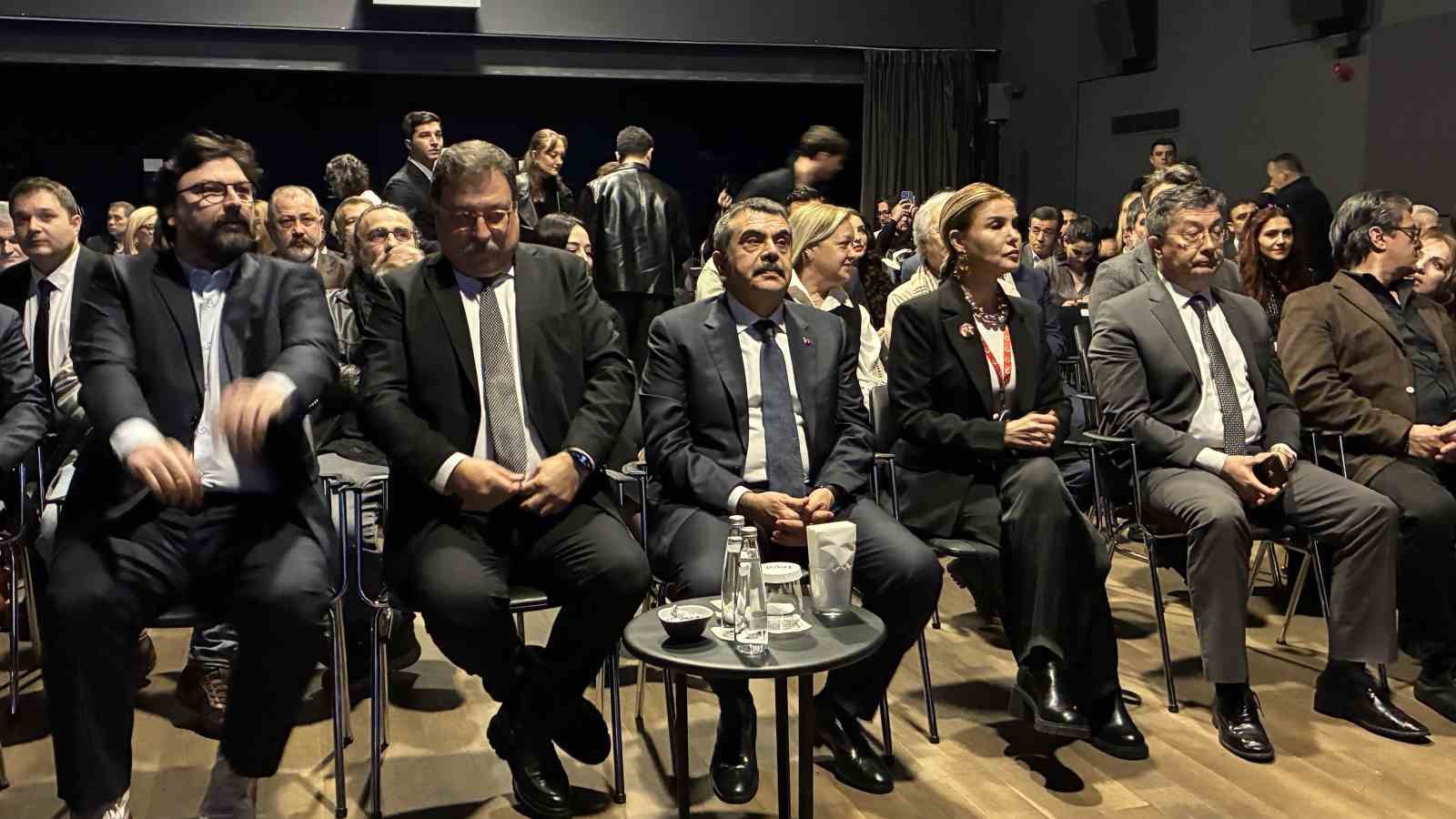 “Ailem” Dizisinin İkinci Sezonu Bakan Tekin ve Bakan Göktaş’ın Katılımıyla Tanıtıldı