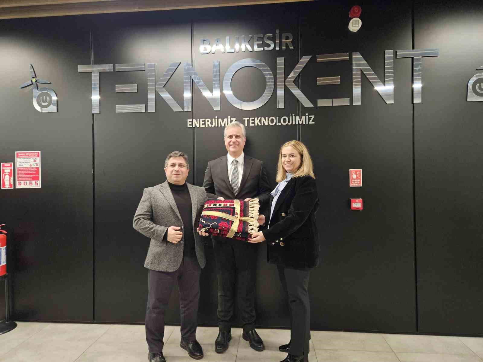 Ak Parti Genel Başkan Yardımcısı Yalçın’dan Balıkesir Üniversitesine Ziyaret