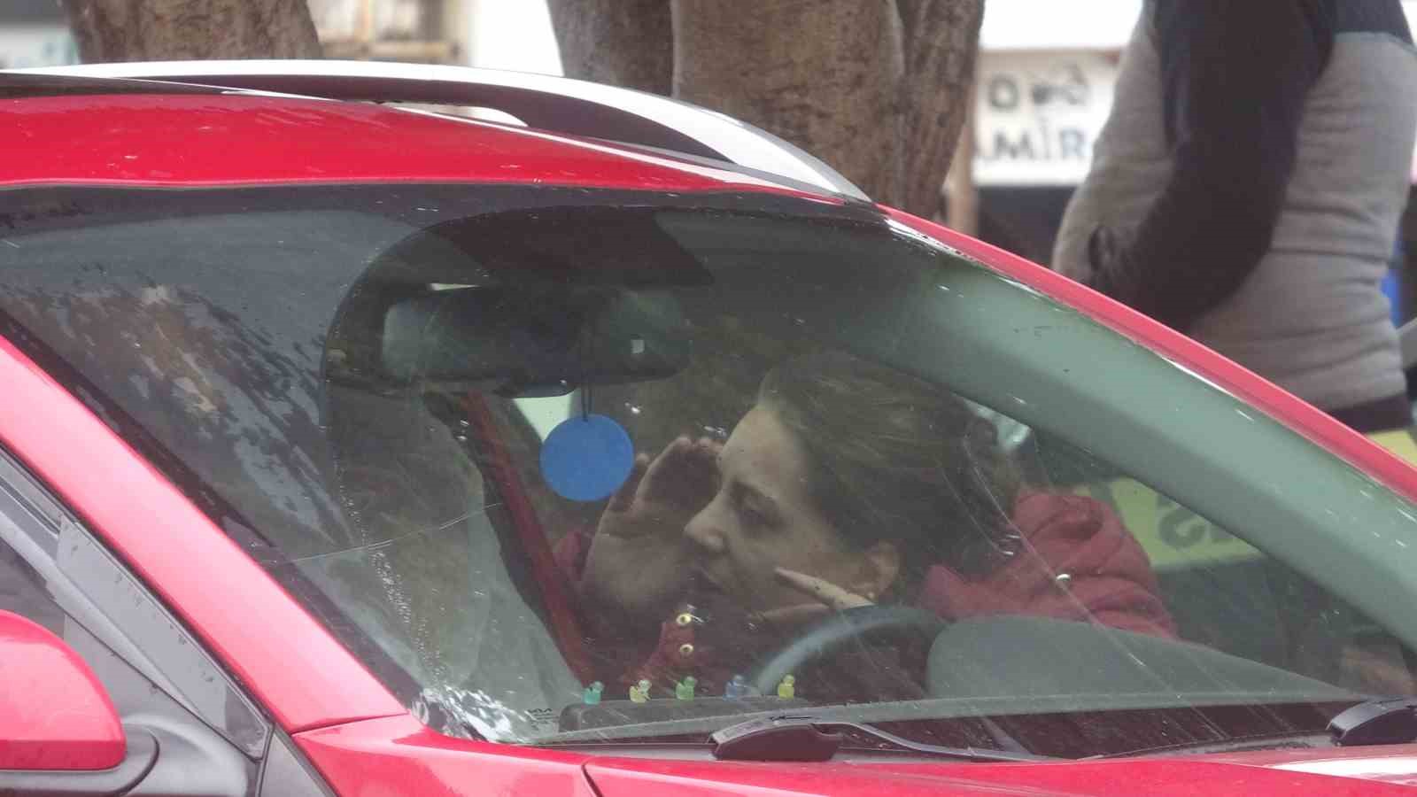 Araç İçerisinde Ölü Bulundu, Eşinin Gözyaşları Yürek Dağladı