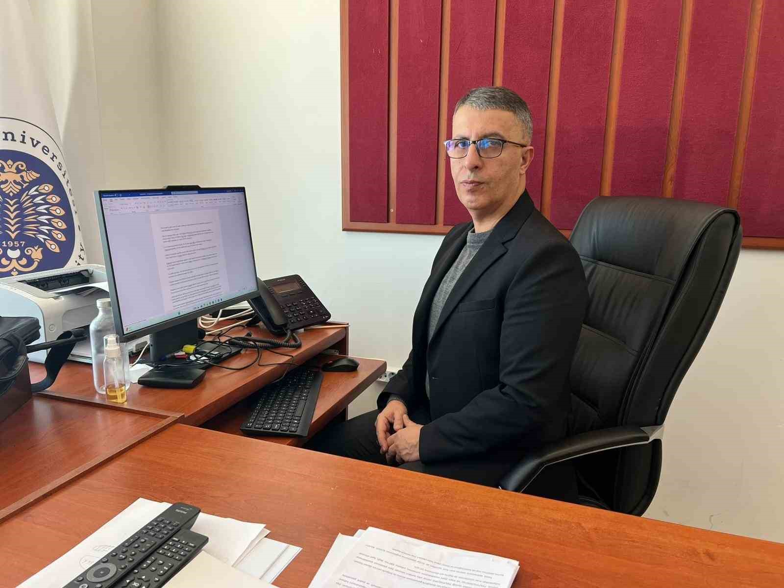 Asimed Başkanı Savaş Eğilmez; “Türkler İçin Bayrak Namustur, Bayrak En Kutsal Değerlerdendir”