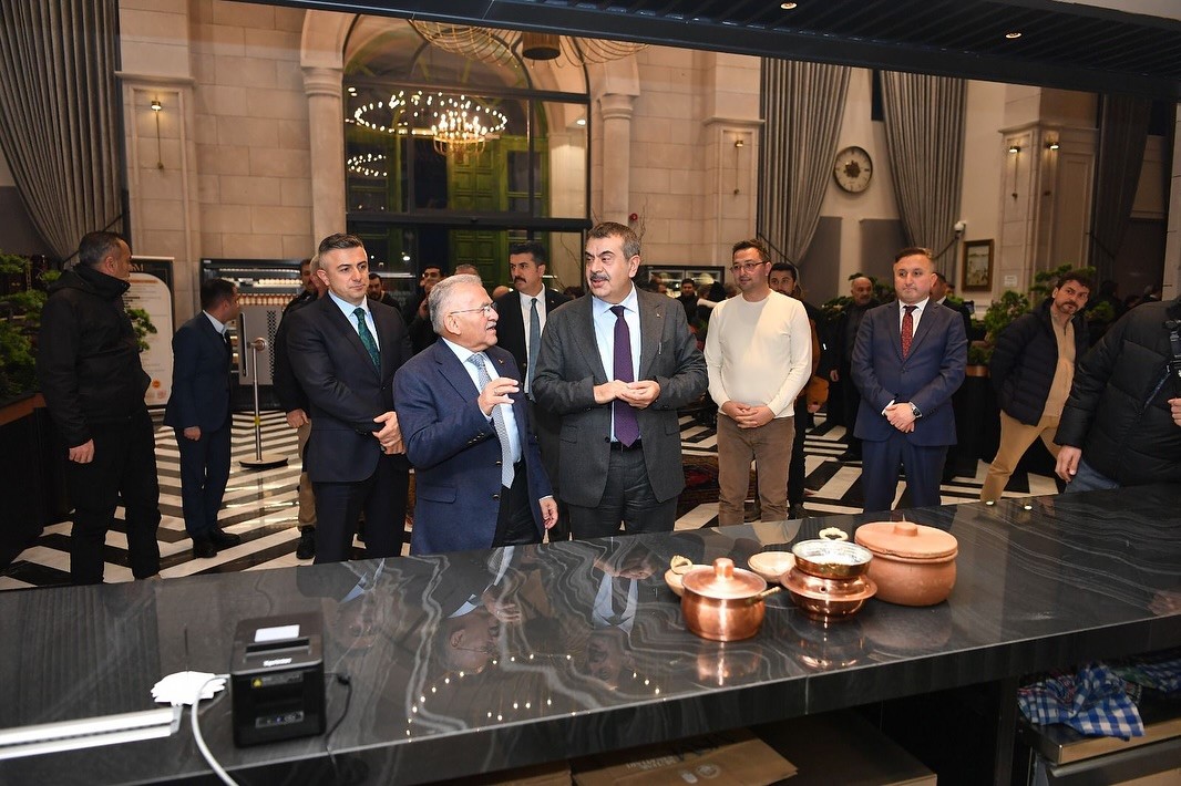 Bakan Tekin’den Kayseri’ye Gastronomi Övgüsü