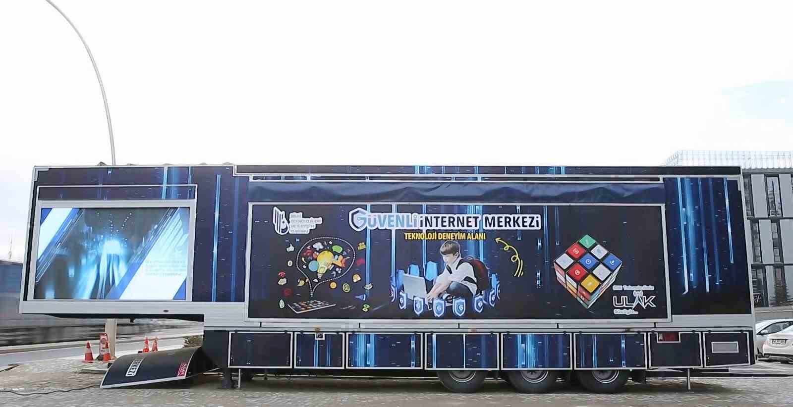 Bakan Uraloğu: “Güvenli İnternet Hizmeti Abone Sayısı 55 Milyon Kişiyi Aştı”