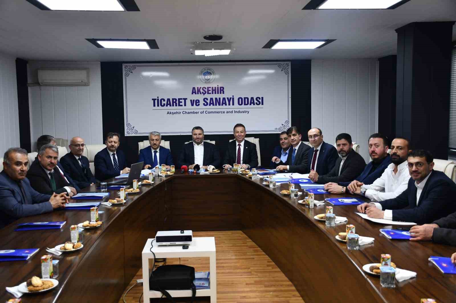 Bakan Yardımcısı İnan: “Akşehir’in Potansiyelini Açığa Çıkarmak İçin Sanayi Alanlarını Lojistik Potansiyeli de Gözeterek Planladık”